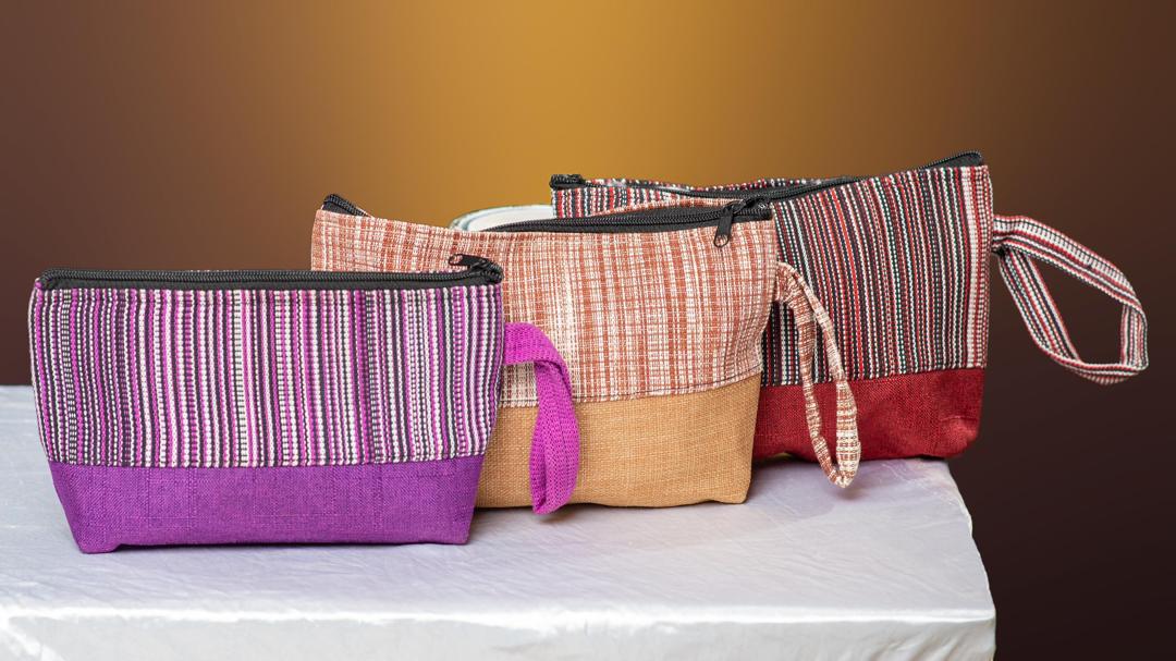 TROUSSE DE MAQUILLAGE
